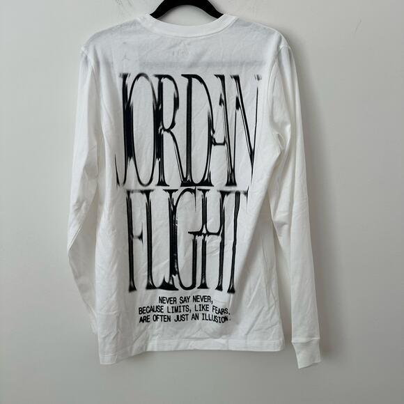Jordan Flight Men’s White Long Sleeve Crewneck T-Shirt Size Small NWT - Picture 4 of 5